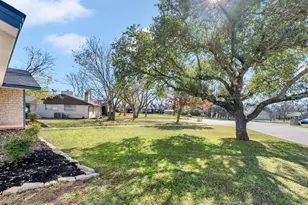 312 Evergreen St, Burnet, TX 78611 - Photo 23