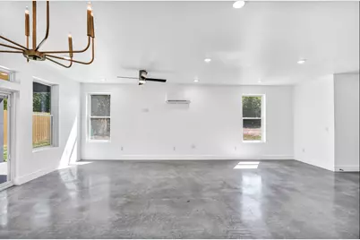 1006 E Marble #B, Burnet, TX 78611 - Photo 11