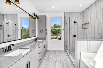 1006 E Marble #B, Burnet, TX 78611 - Photo 15