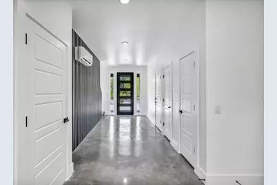 1006 E Marble #B, Burnet, TX 78611 - Photo 3