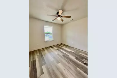 806 E Brown Street, Llano, TX 78643 - Photo 7