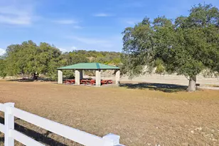 29910 Montana Ridge Pass, Marble Falls, TX 78654 - Photo 23