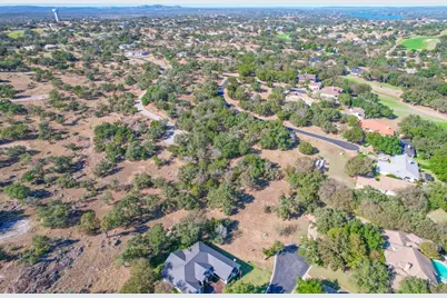 112 Jade Street, Horseshoe Bay, TX 78657 - Photo 9