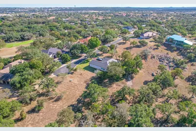 112 Jade Street, Horseshoe Bay, TX 78657 - Photo 5