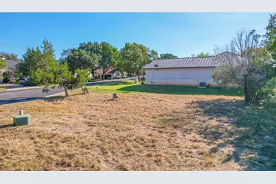 112 Jade Street, Horseshoe Bay, TX 78657 - Photo 15