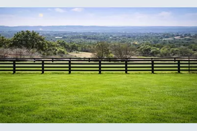 1409 Majestic Hills Blvd, Spicewood, TX 78669 - Photo 5