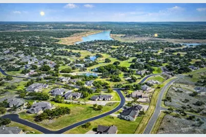 1409 Majestic Hills Blvd, Spicewood, TX 78669 - Photo 3