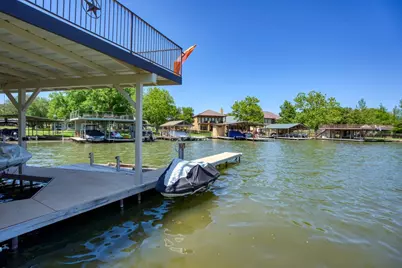 213 Lakeview, Sunrise Beach, TX 78643 - Photo 9