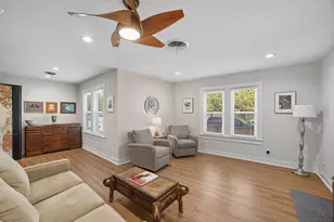 508 S Vandeveer St, Burnet, TX 78611 - Photo 13