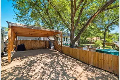 508 S Vandeveer Street, Burnet, TX 78611 - Photo 7