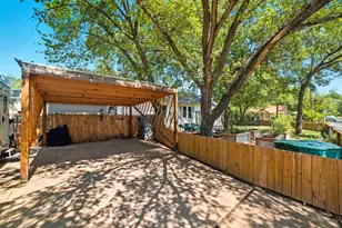 508 S Vandeveer St, Burnet, TX 78611 - Photo 7