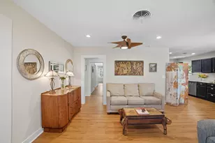 508 S Vandeveer St, Burnet, TX 78611 - Photo 11