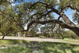 434 Gold Shaeffer Rd, Fredericksburg, TX 78624 - Photo 19