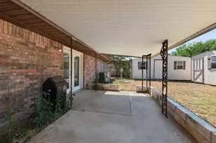 2025 Forest Trail, Kingsland, TX 78639 - Photo 33