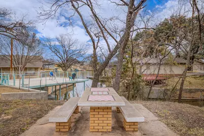 5303 Shady Oaks, Kingsland, TX 78639 - Photo 23