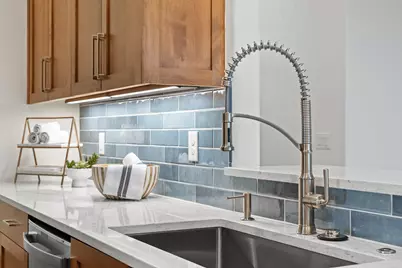 1110 Monterrey Oak Cir, Marble Falls, TX 78654 - Photo 9