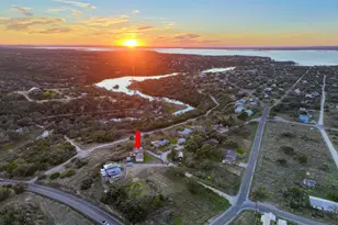 309 S Oak Ln, Burnet, TX 78611 - Photo 27