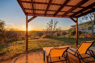 309 S Oak Ln, Burnet, TX 78611 - Photo 3