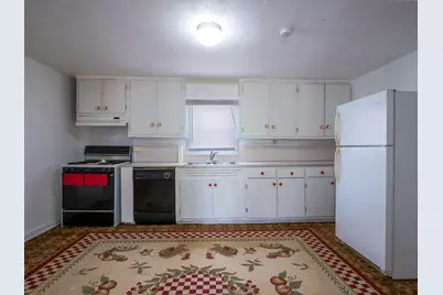 509 E Austin St, Llano, TX 78643 - Photo 13