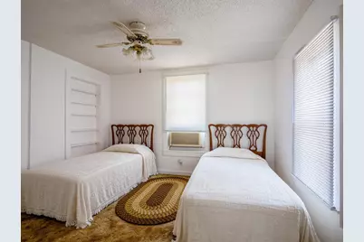 509 E Austin St, Llano, TX 78643 - Photo 19