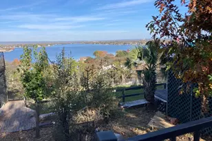 215 Mountain Top, Sunrise Beach, TX 78643 - Photo 17