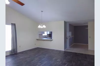 336 Olympia Fields, Meadowlakes, TX 78654 - Photo 3