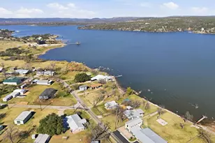 401 Lakeshore Loop, Tow, TX 78672 - Photo 25