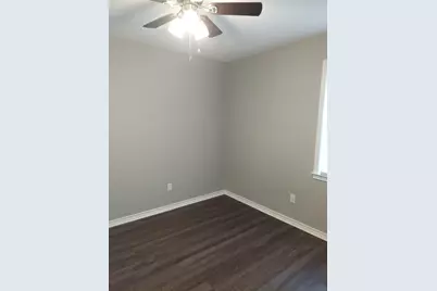 606 S Pierce, Burnet, TX 78611 - Photo 9