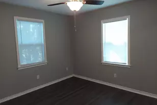 606 S Pierce, Burnet, TX 78611 - Photo 7