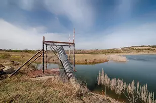 421 Chimney Cove Dr, Marble Falls, TX 78654 - Photo 29