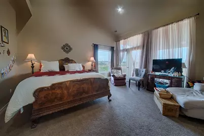 421 Chimney Cove Drive, Marble Falls, TX 78654 - Photo 13