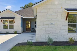 226 Sunday Dr, Burnet, TX 78611 - Photo 1