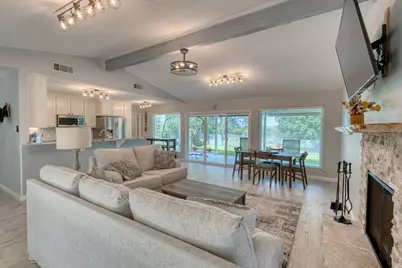 210 B Tee Off, Horseshoe Bay, TX 78657 - Photo 7