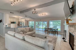 210 B Tee Off, Horseshoe Bay, TX 78657 - Photo 7