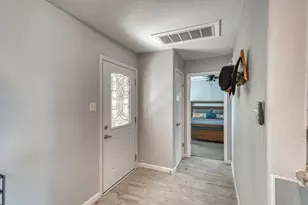 210 B Tee Off, Horseshoe Bay, TX 78657 - Photo 5