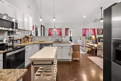 142 W Persimmon Dr, Granite Shoals, TX 78654 - Photo 5