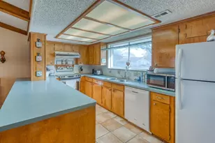 310 S Chaparral, Burnet, TX 78611 - Photo 9