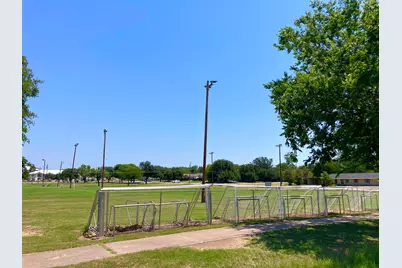 401 Avenue J, Marble Falls, TX 78654 - Photo 25