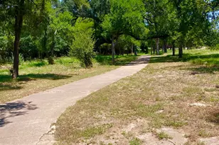 401 Ave J, Marble Falls, TX 78654 - Photo 23