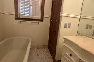 206 E Sandstone, Llano, TX 78643 - Photo 17