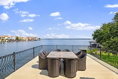 106 Bunny Run, Horseshoe Bay, TX 78654 - Photo 11