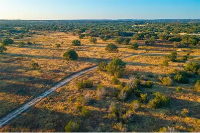 000 Golden Hour Ranch, Johnson City, TX 78636 - Photo 3