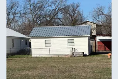 605 E College, Llano, TX 78643 - Photo 7