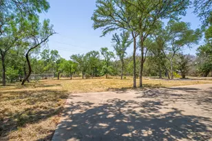 2805 Kingdom Dr, Granite Shoals, TX 78654 - Photo 7
