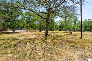 2805 Kingdom Dr, Granite Shoals, TX 78654 - Photo 9