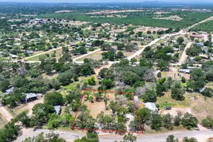 2805 Kingdom Dr, Granite Shoals, TX 78654 - Photo 1