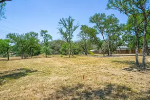 2805 Kingdom Dr, Granite Shoals, TX 78654 - Photo 15