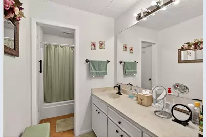 104 S Big Spur, Horseshoe Bay, TX 78657 - Photo 9