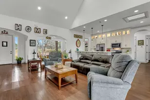 292 Oak Ridge Trail, Kingsland, TX 78639 - Photo 7