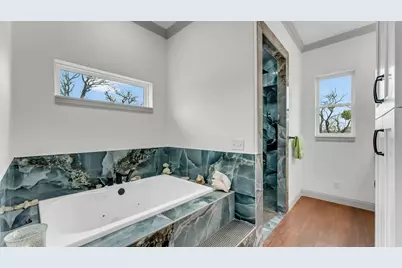 292 Oak Ridge Trail, Kingsland, TX 78639 - Photo 17